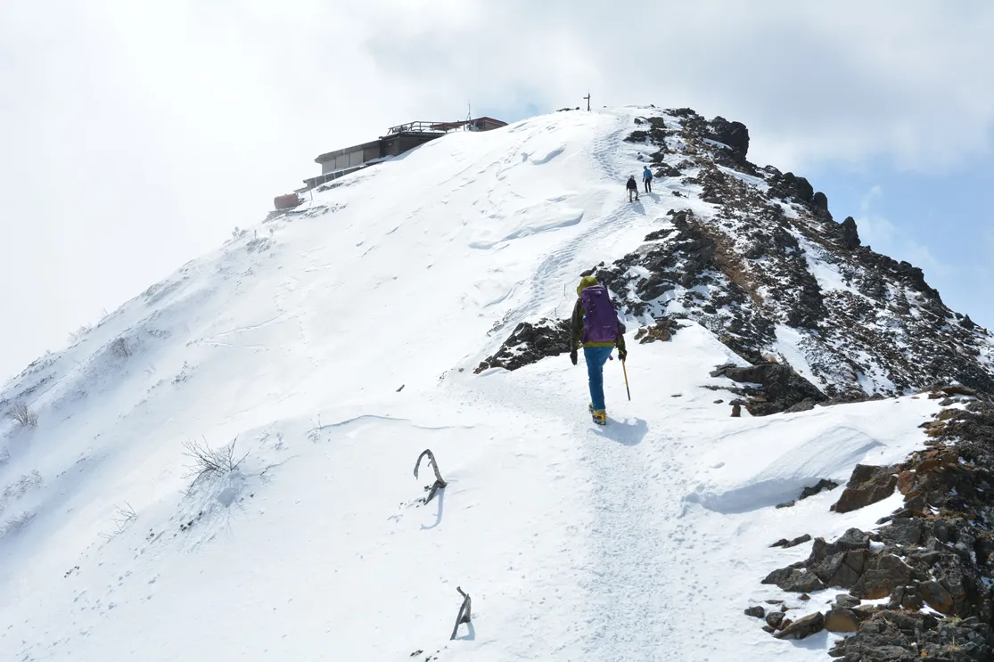 赤岳 登山 3月残雪期