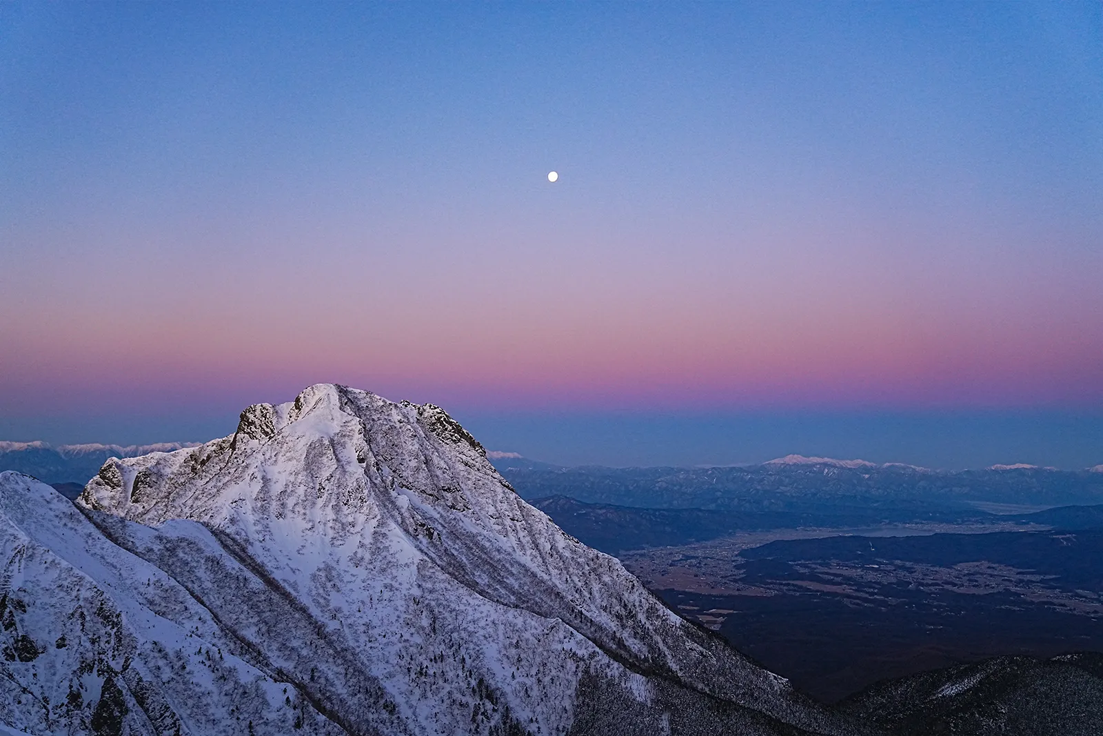 厳冬期の赤岳へ！赤岳天望荘に泊まって朝焼け登山！！