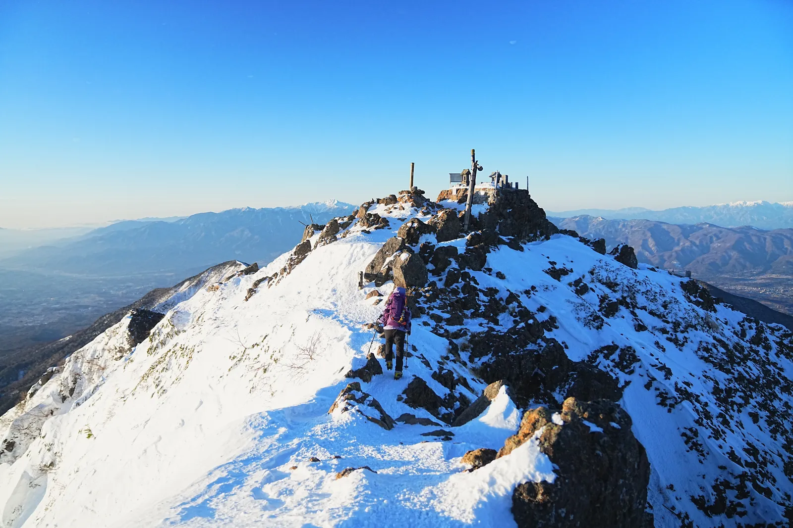 厳冬期の赤岳へ！赤岳天望荘に泊まって朝焼け登山！！