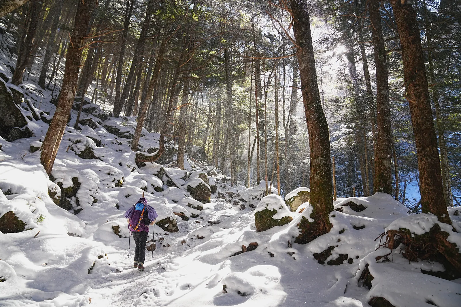 厳冬期の赤岳へ！赤岳天望荘に泊まって朝焼け登山！！
