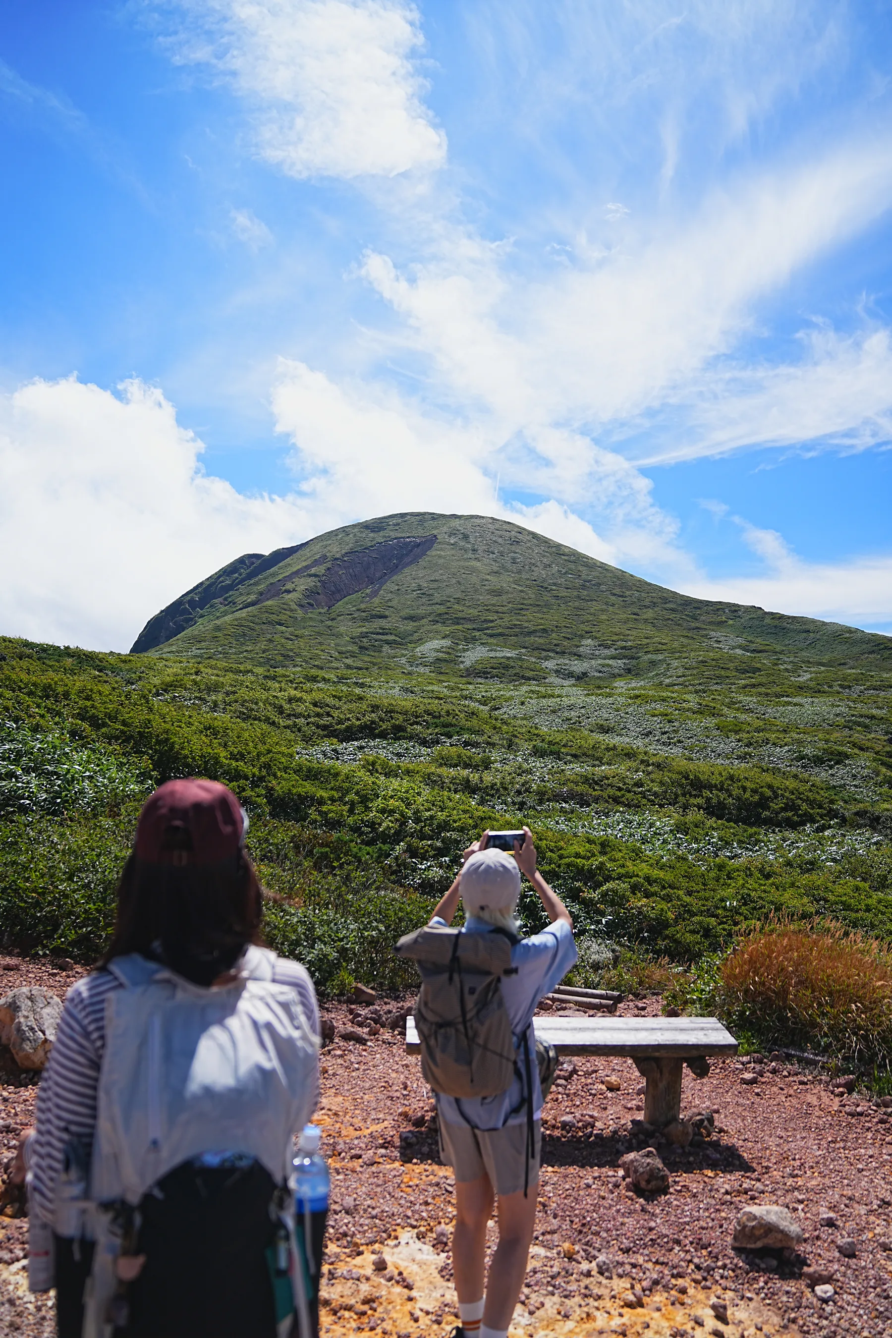 夏の終わりの秋田駒ヶ岳をのんびり日帰り登山。