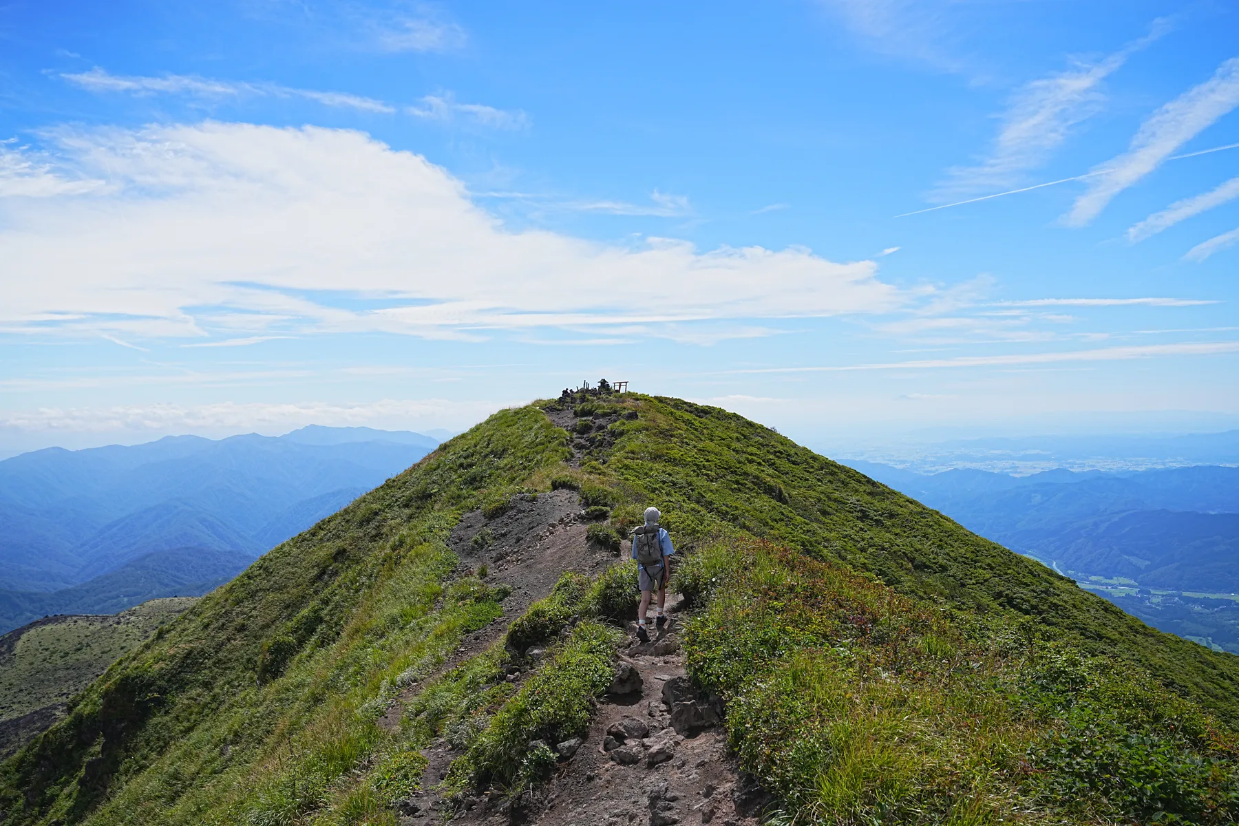 夏の終わりの秋田駒ヶ岳をのんびり日帰り登山。