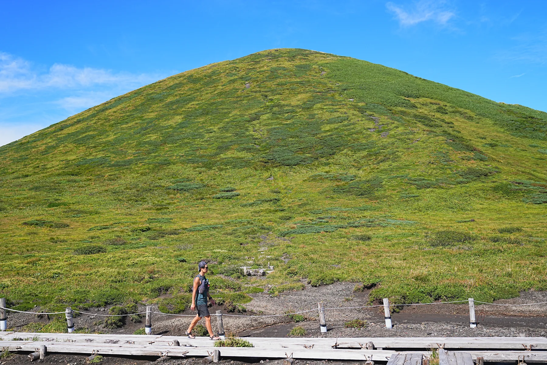 夏の終わりの秋田駒ヶ岳をのんびり日帰り登山。