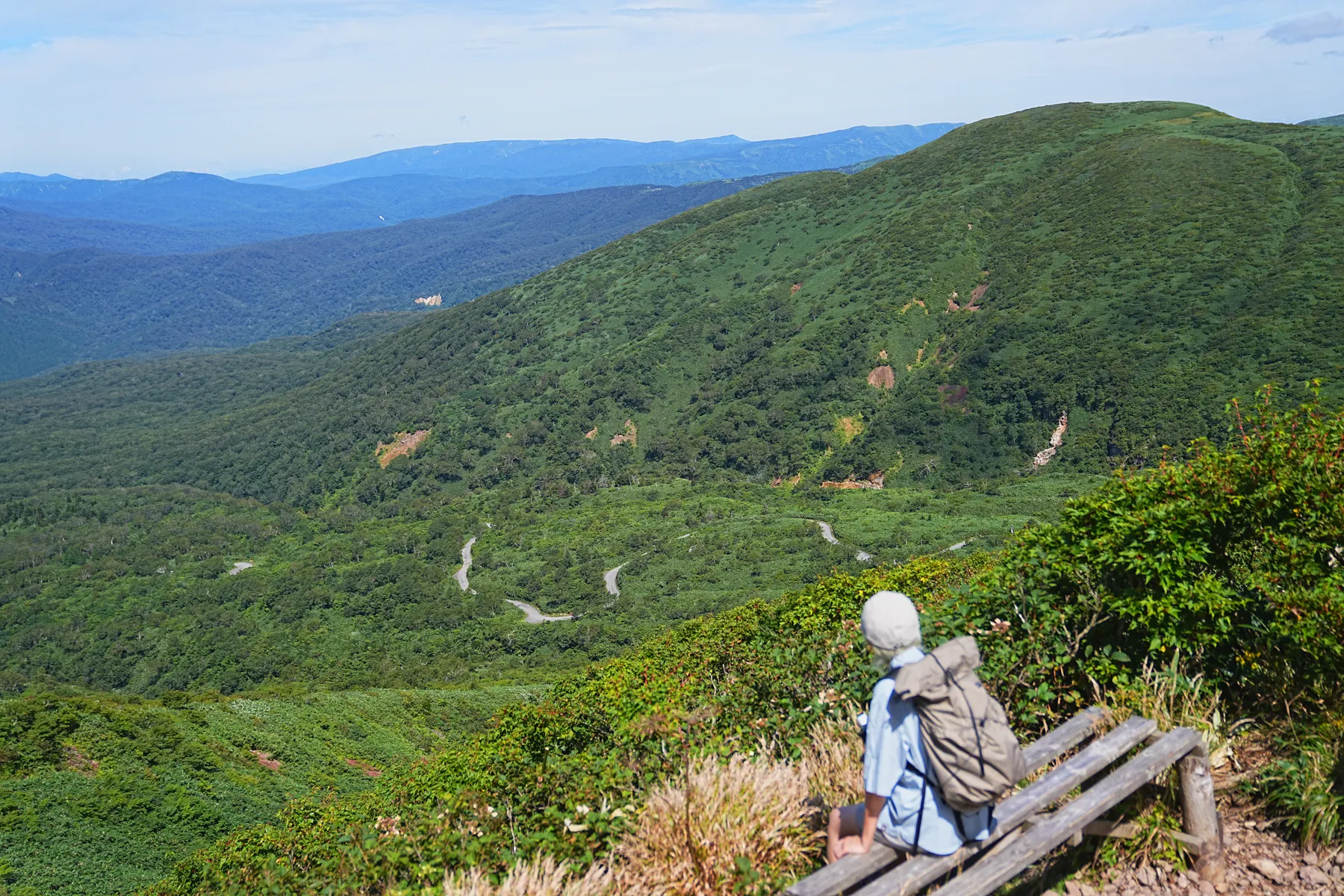 夏の終わりの秋田駒ヶ岳をのんびり日帰り登山。