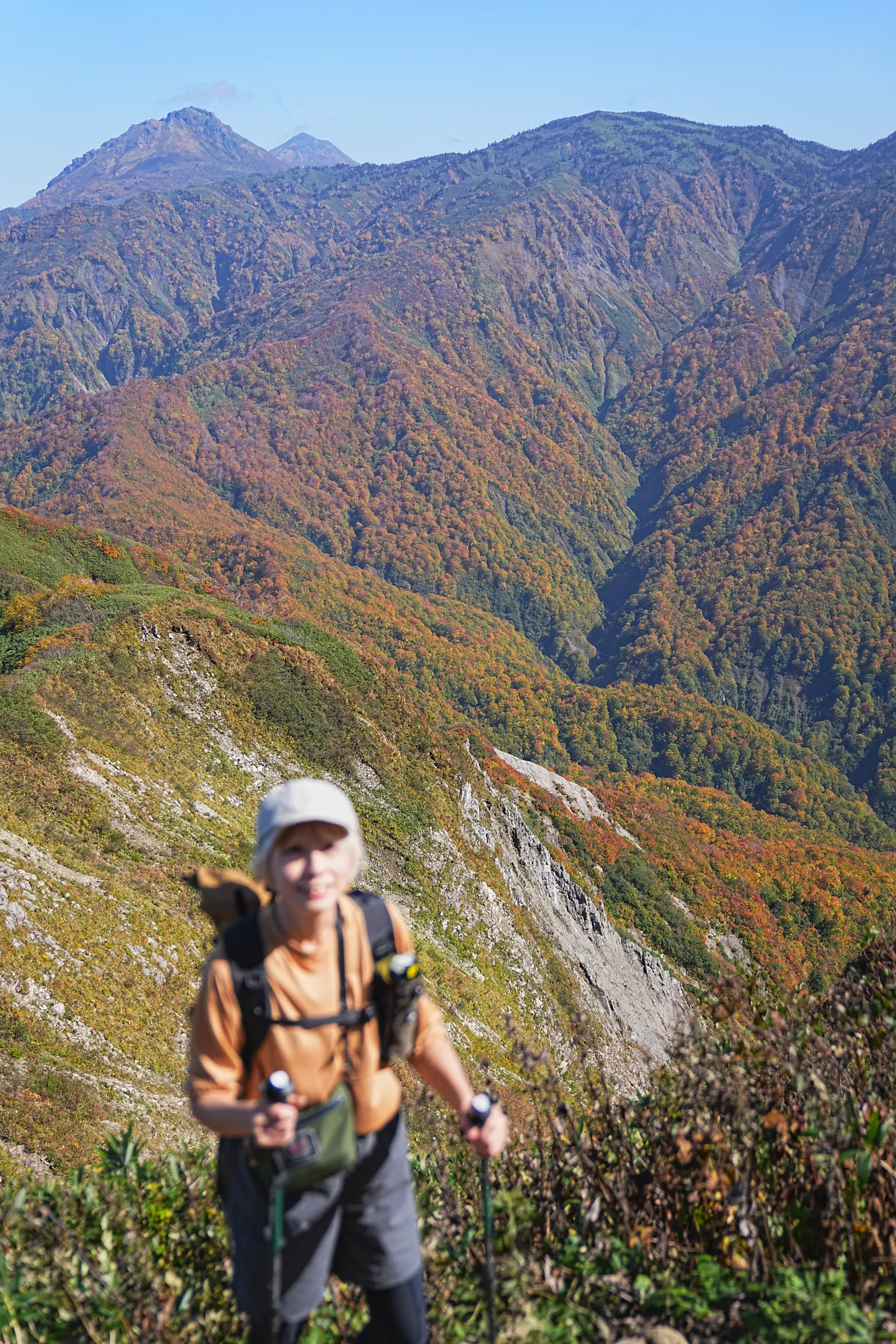 紅葉がピークの雨飾山登山&雨飾荘にお泊まりレポート。