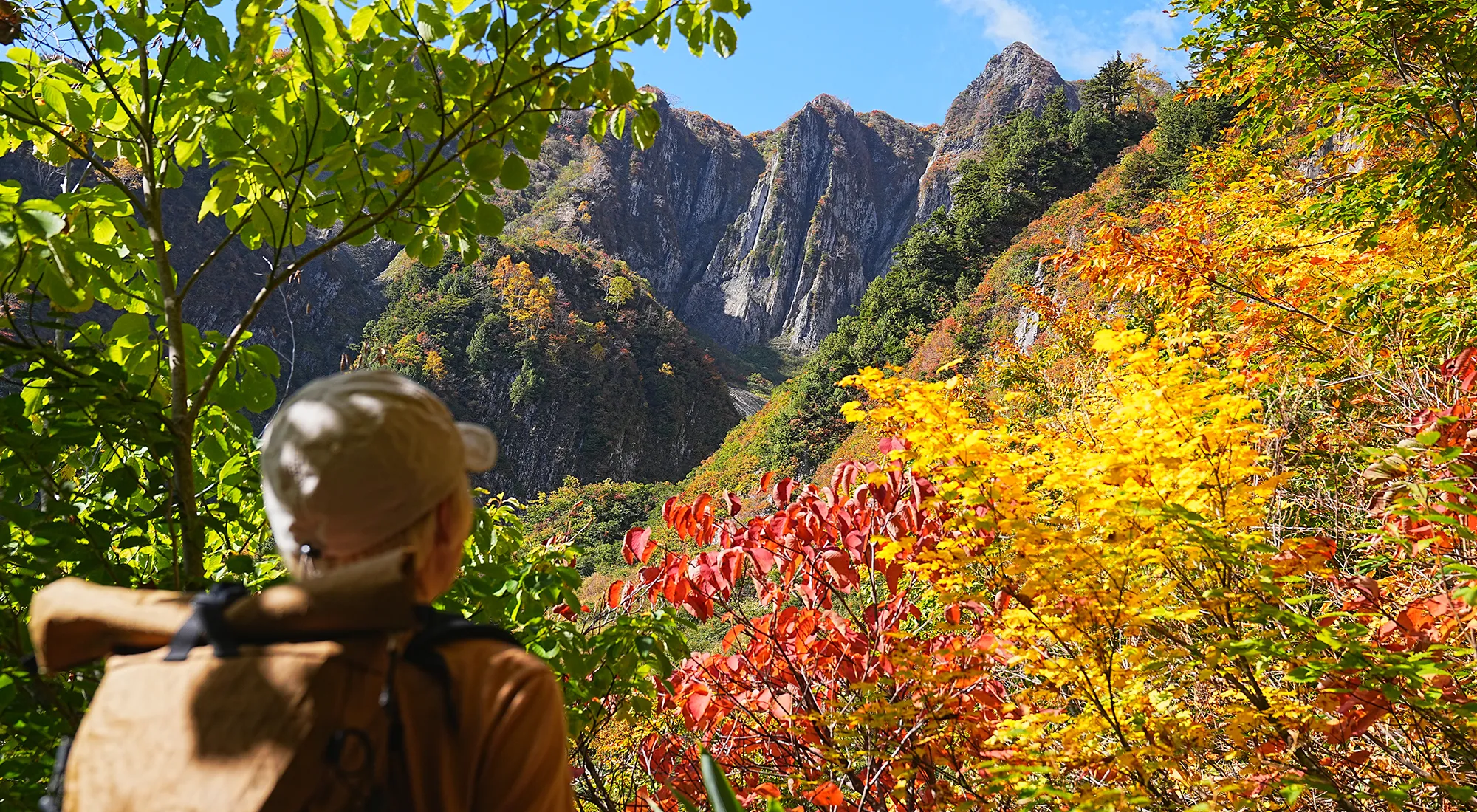 紅葉がピークの雨飾山登山&雨飾荘にお泊まりレポート。