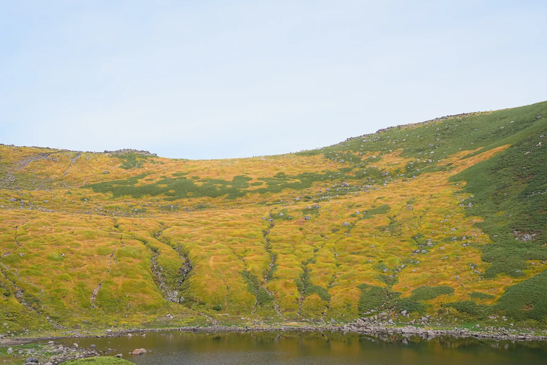 紅葉の鳥海山登山