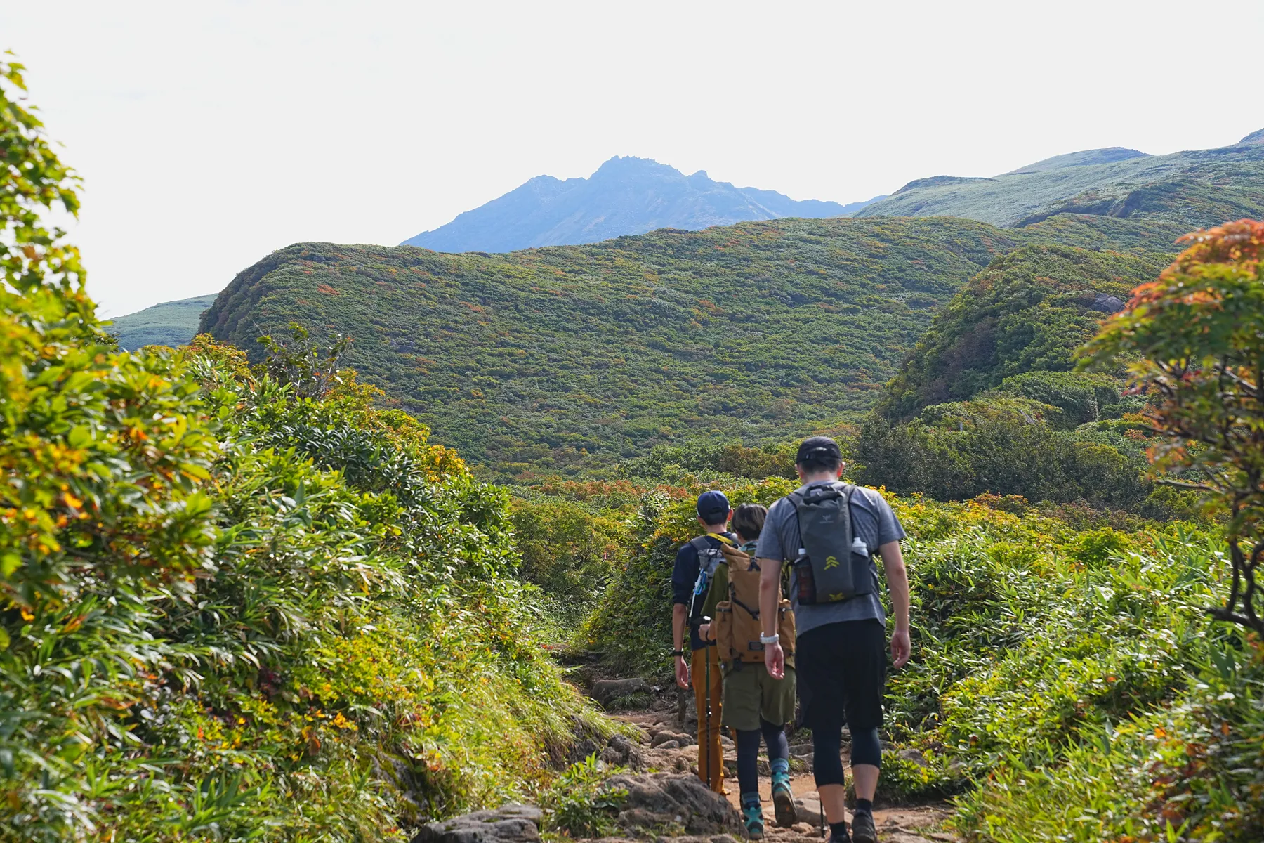 紅葉の鳥海山登山