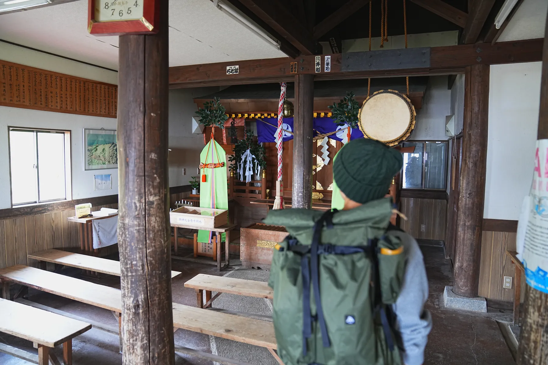 紅葉の月山へ 日帰り紅葉登山