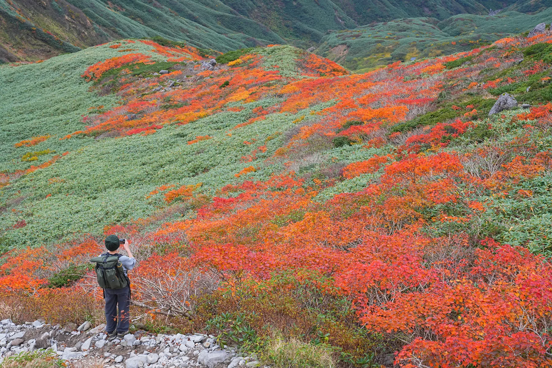 紅葉の月山へ 日帰り紅葉登山