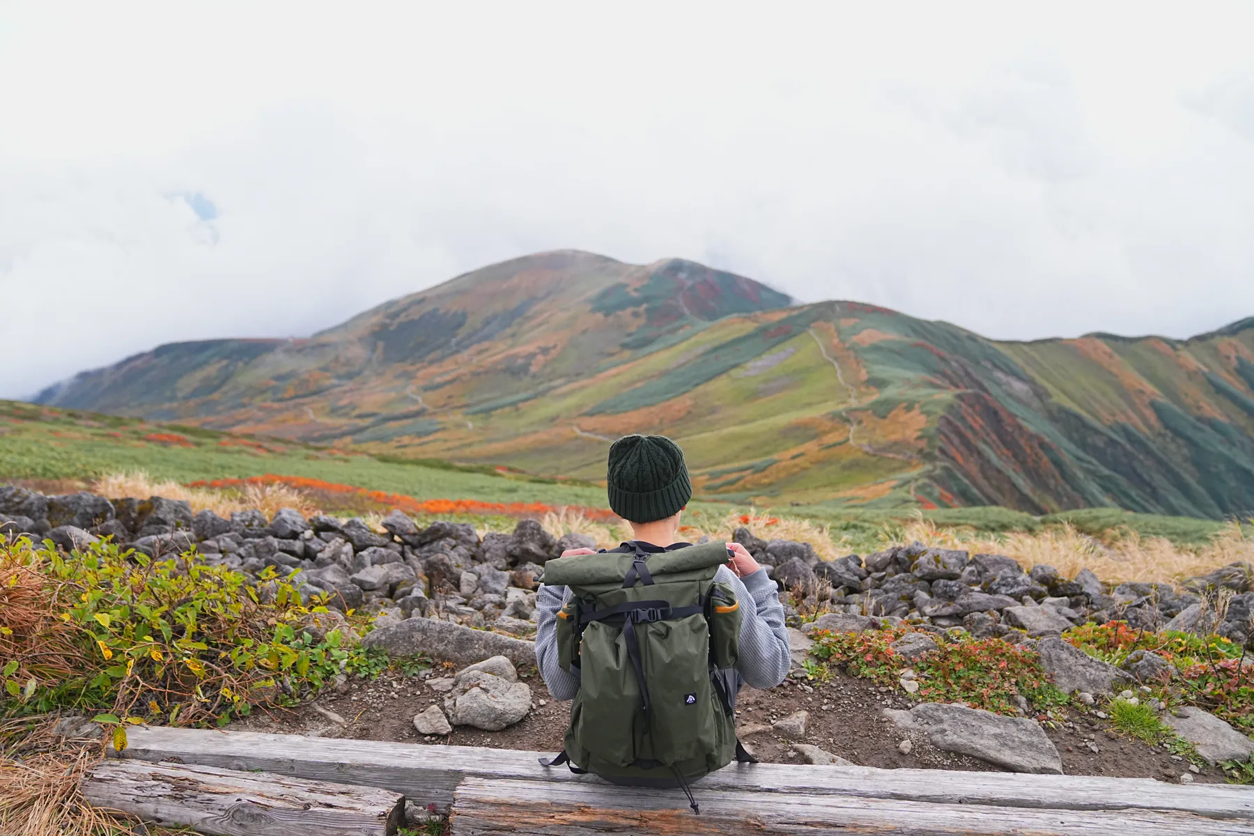 紅葉の月山へ 日帰り紅葉登山