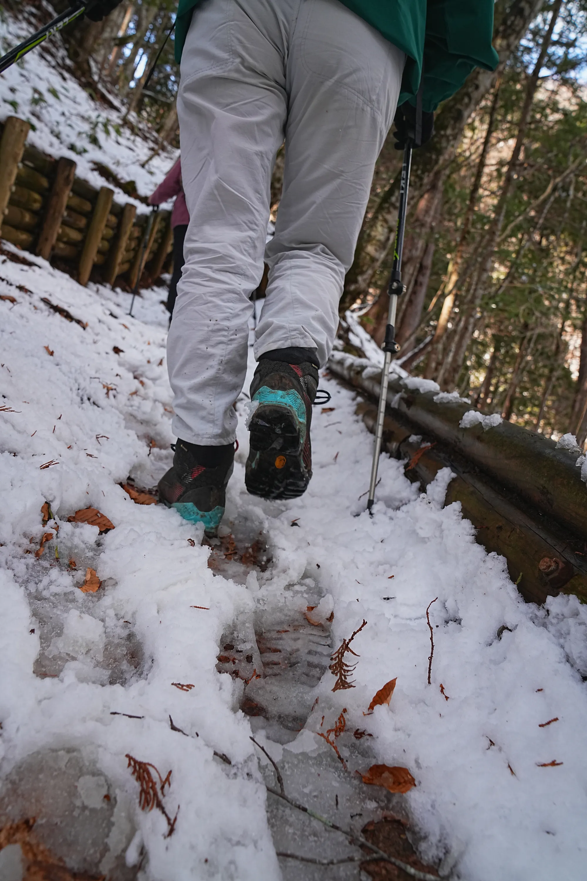 奥鬼怒の秘湯「八丁湯」へ。 冬の秘湯ハイキング。