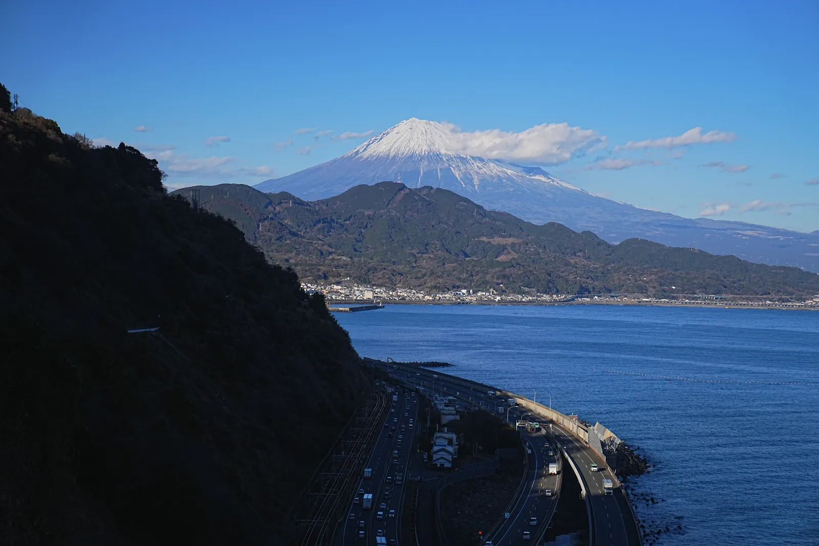 巨大な富士山を見に静岡、浜石岳・薩埵峠へ