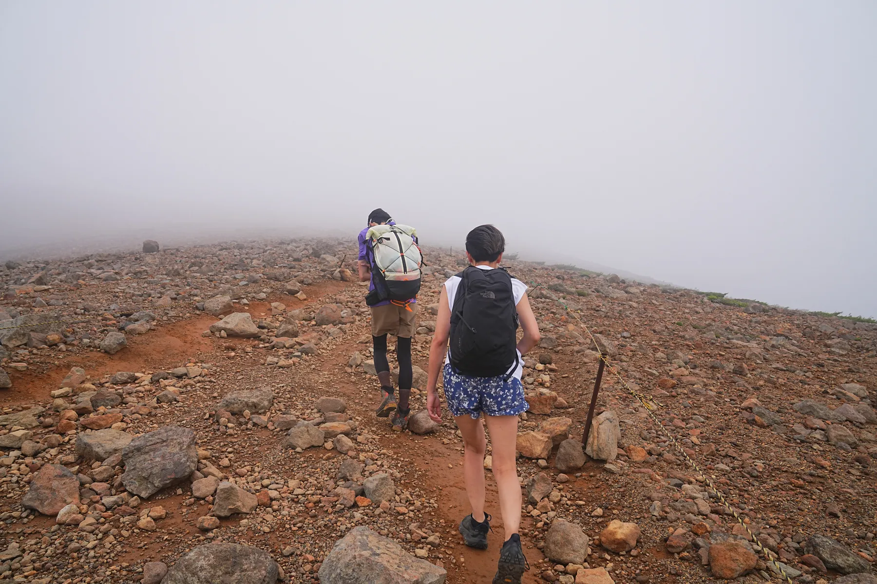 一切経山と東吾妻山ぐるっと登山