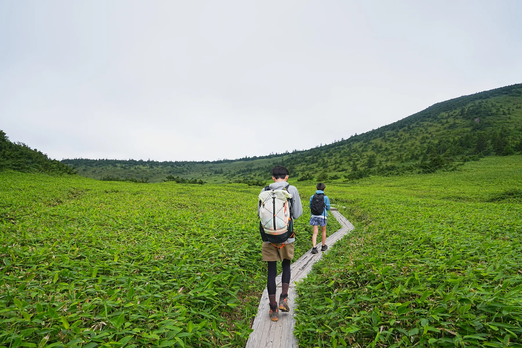 一切経山と東吾妻山ぐるっと登山