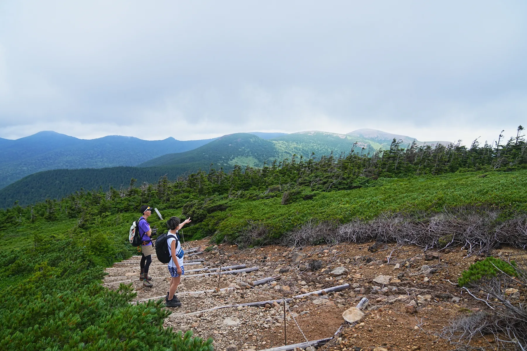 一切経山と東吾妻山ぐるっと登山