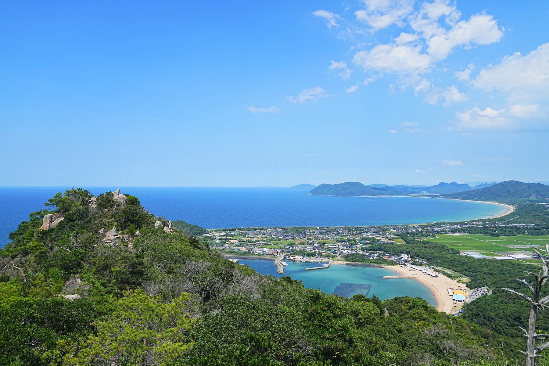 糸島の驚きの絶景！糸島ブルーの立石山ハイキング！