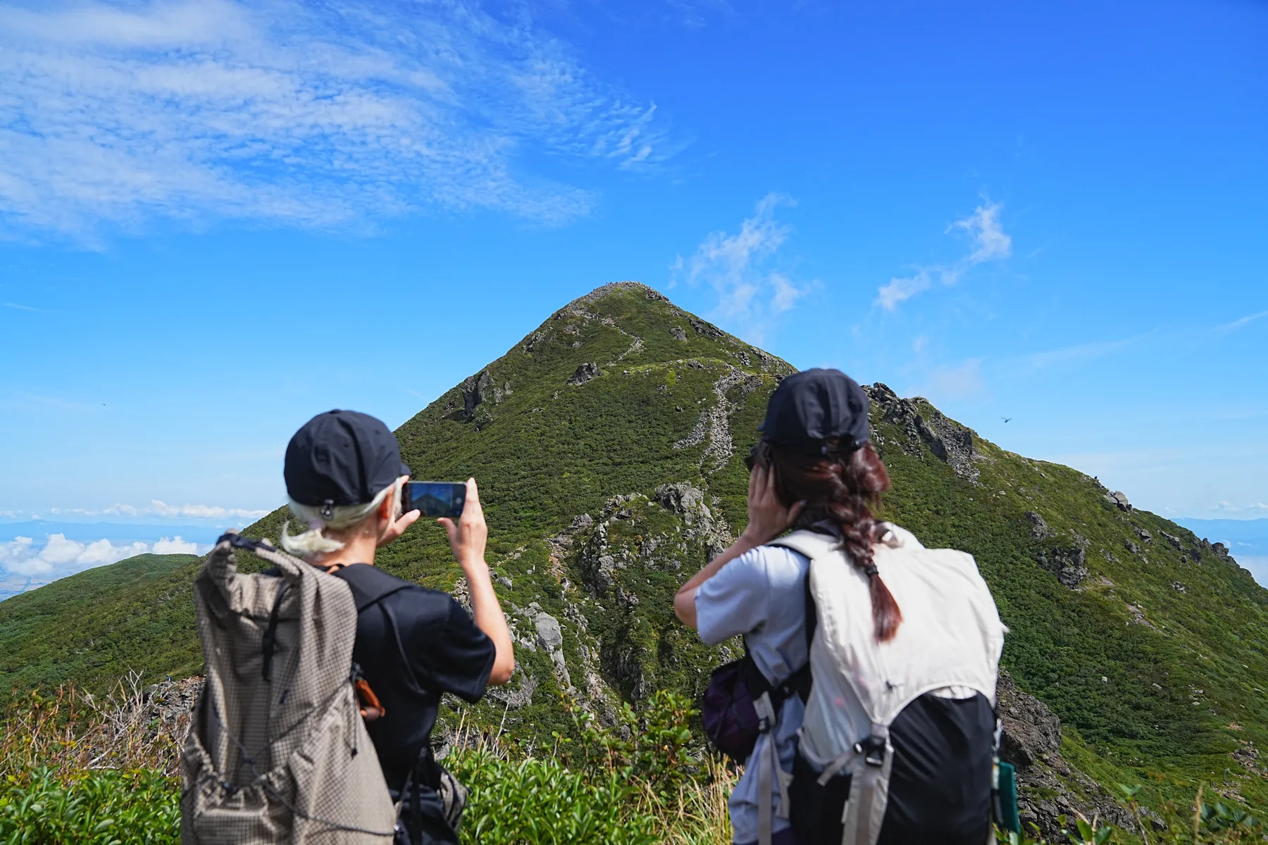 嶽温泉に泊まって夏の終わりの岩木山をのんびり日帰り登山。