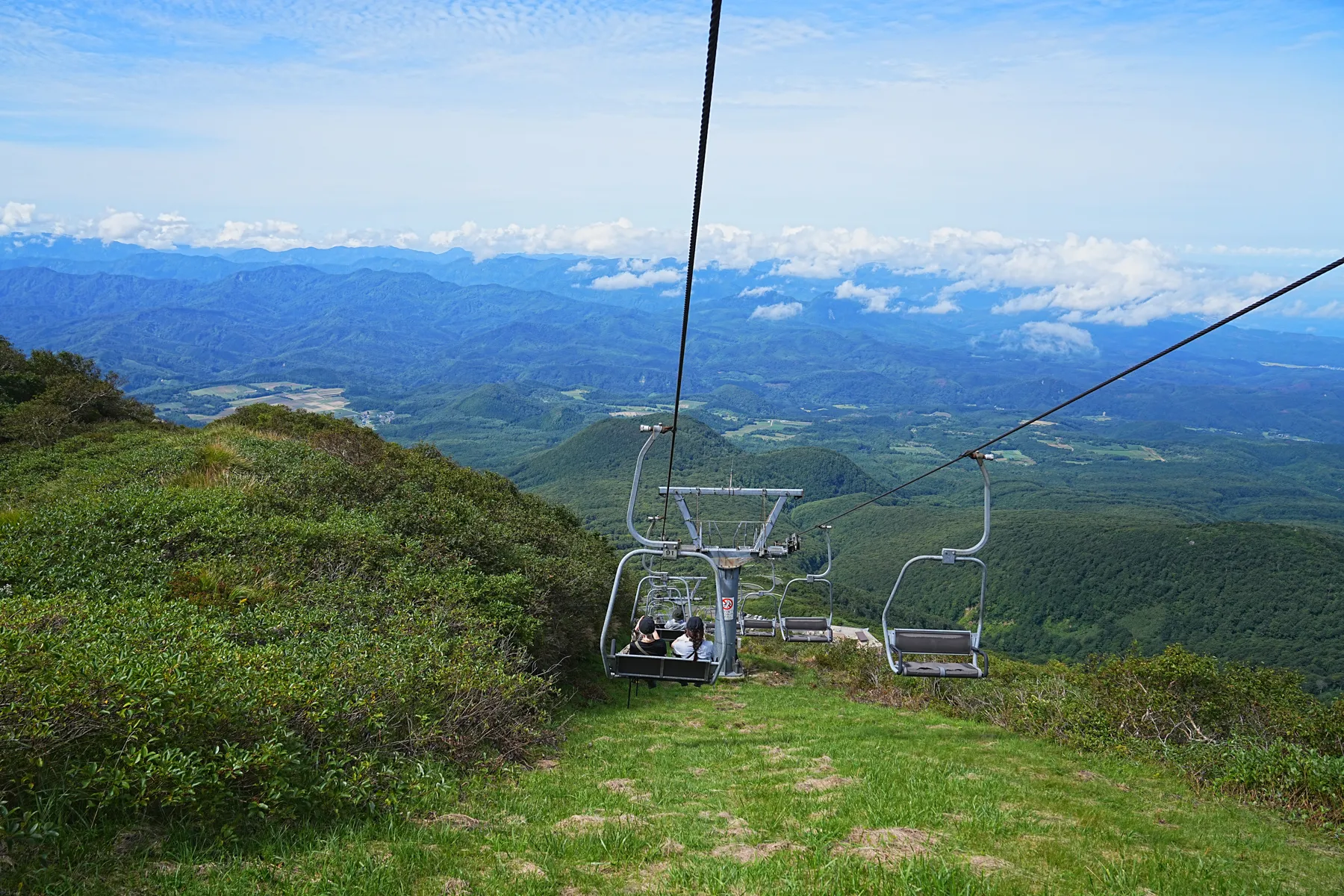 嶽温泉に泊まって夏の終わりの岩木山をのんびり日帰り登山。