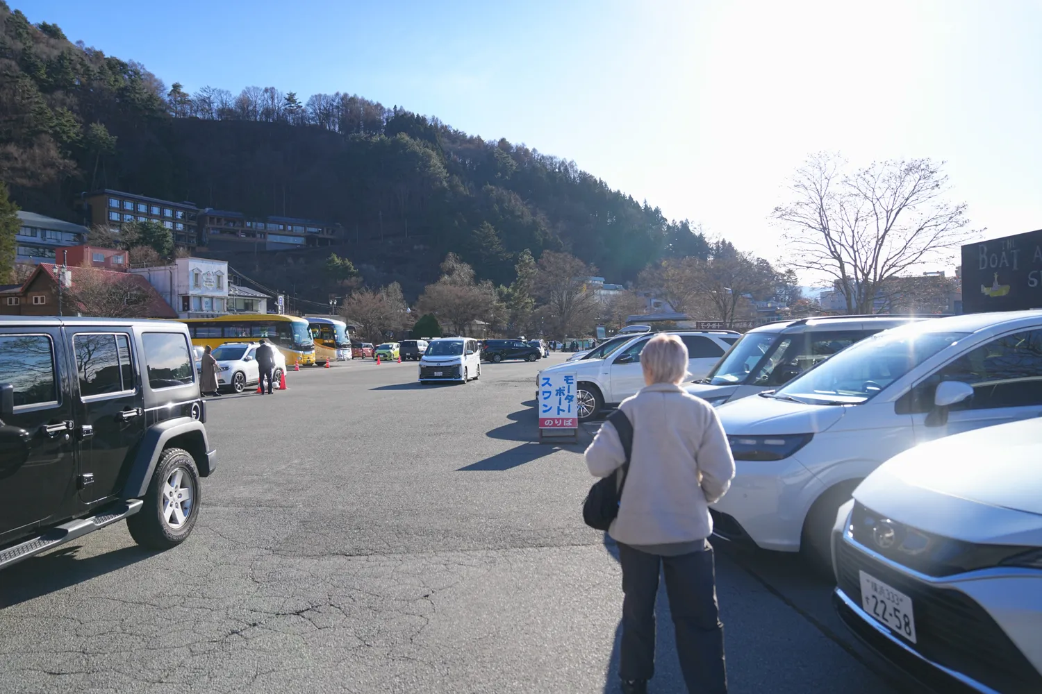 河口湖の湖畔のカチカチ山でサクッとサンセット富士！