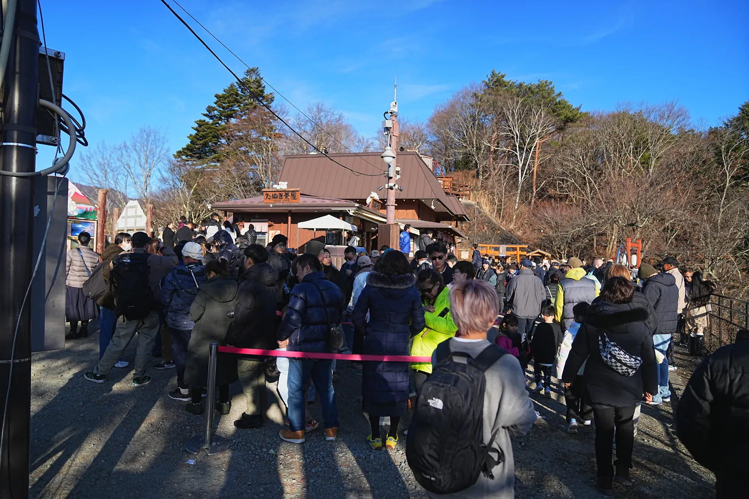 河口湖の湖畔のカチカチ山でサクッとサンセット富士！