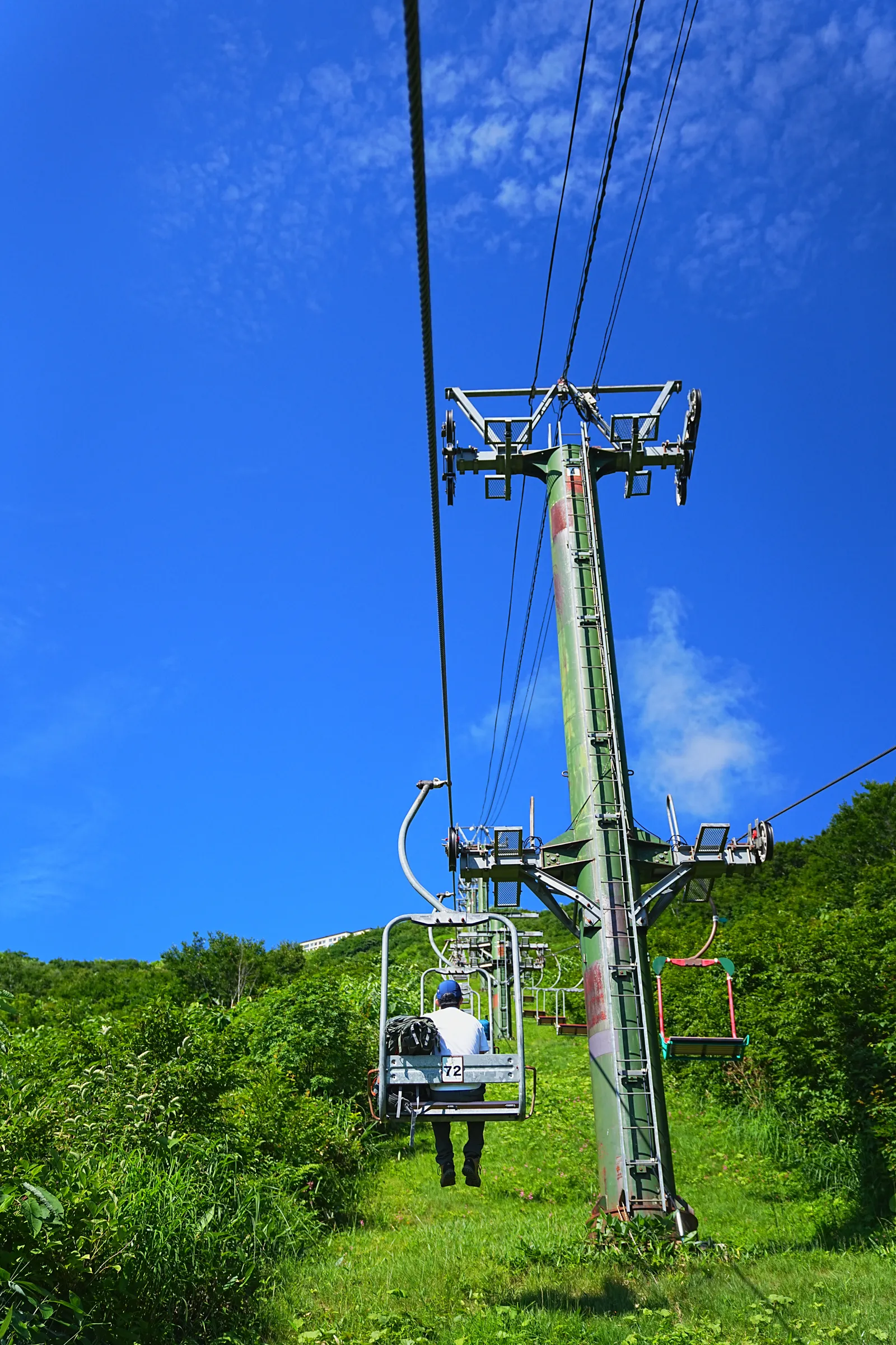 憧れの北アルプスの唐松岳を山小屋泊で行く。天空の池「八方池」と絶景の白馬三山。