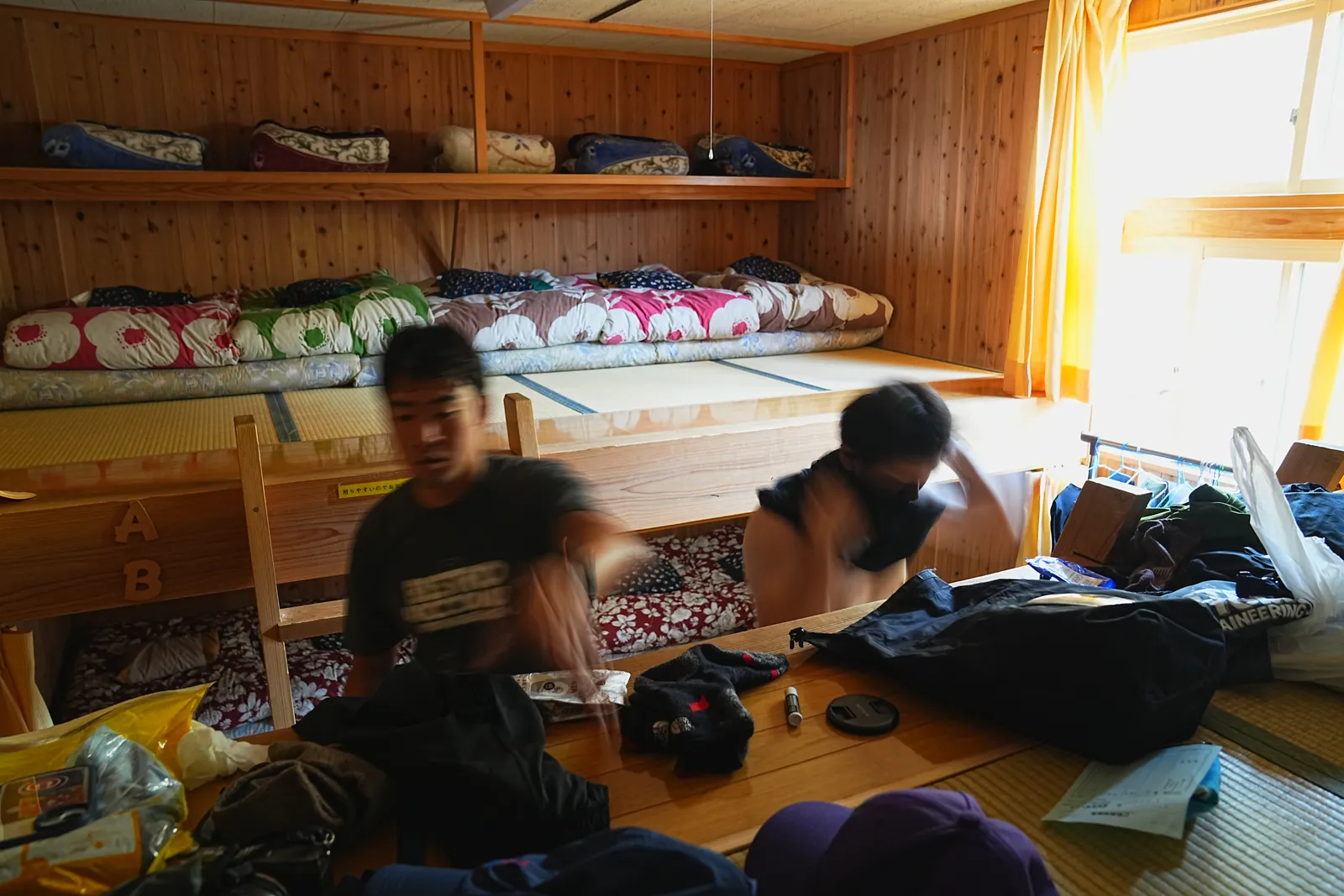 憧れの北アルプスの唐松岳を山小屋泊で行く。天空の池「八方池」と絶景の白馬三山。