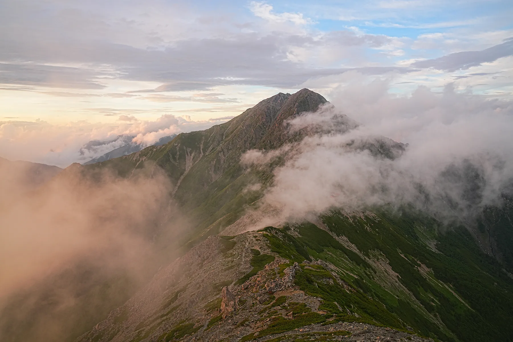 2024年7月 北岳/間ノ岳 北岳山荘泊登山