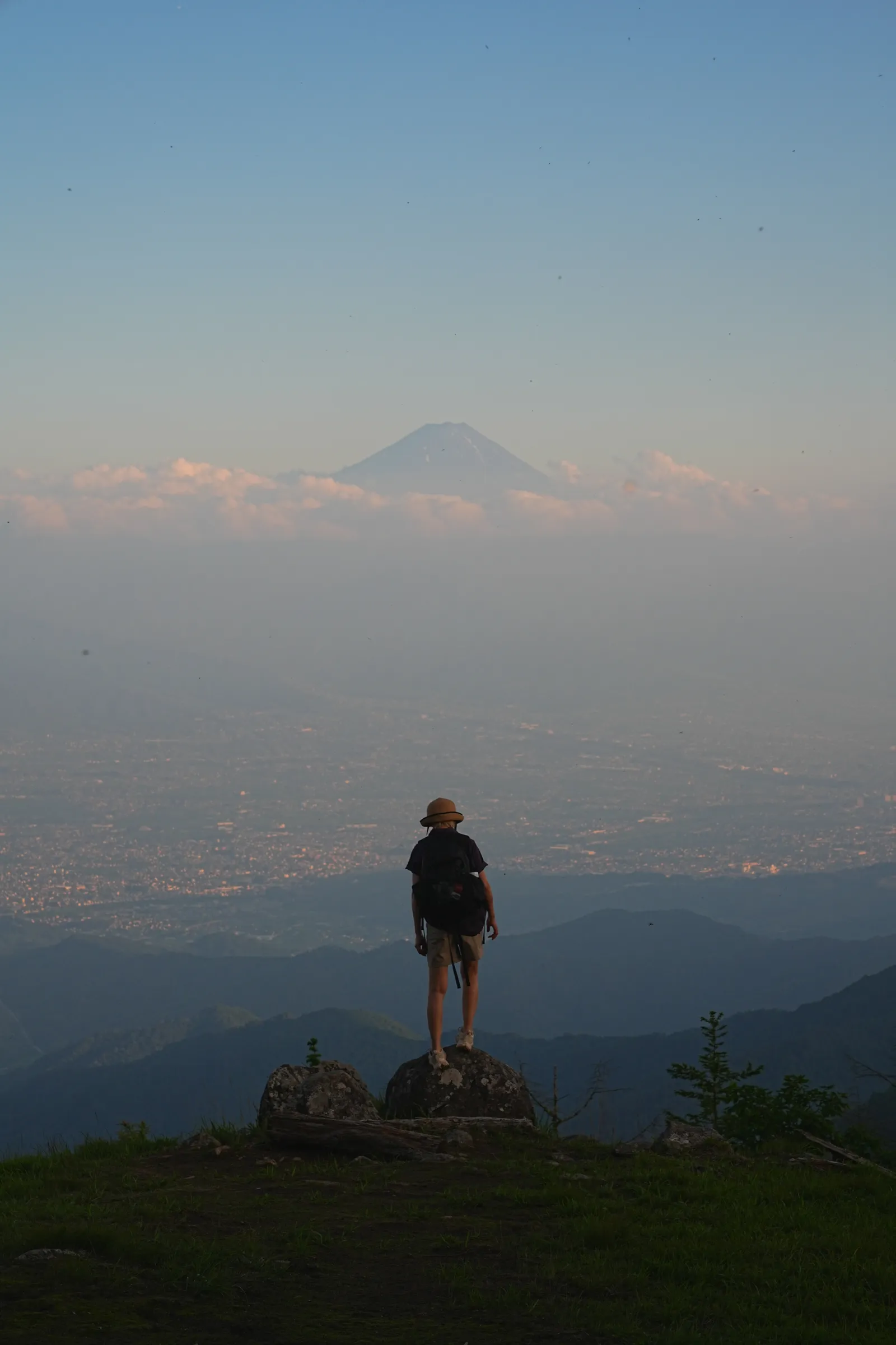 片道1時間で富士山の絶景！山梨「小楢山」日帰り登山