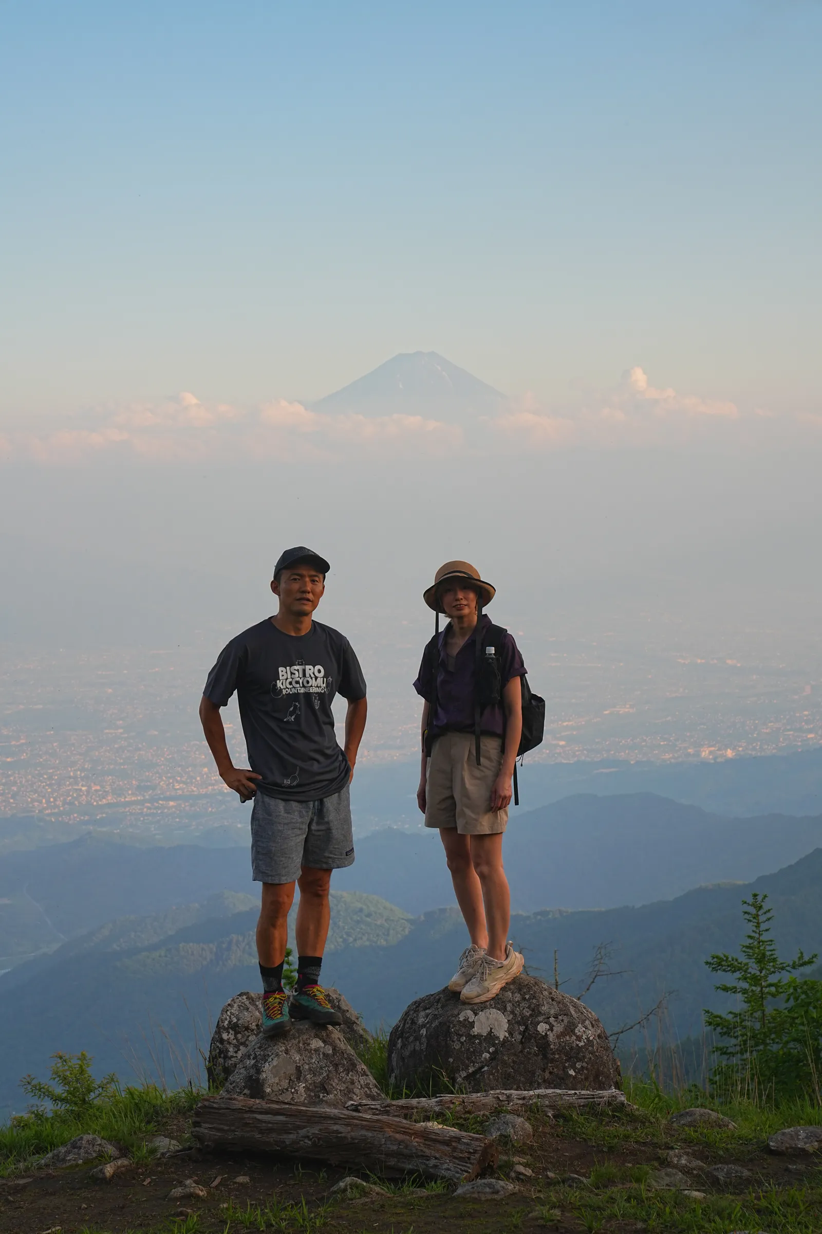 片道1時間で富士山の絶景！山梨「小楢山」日帰り登山