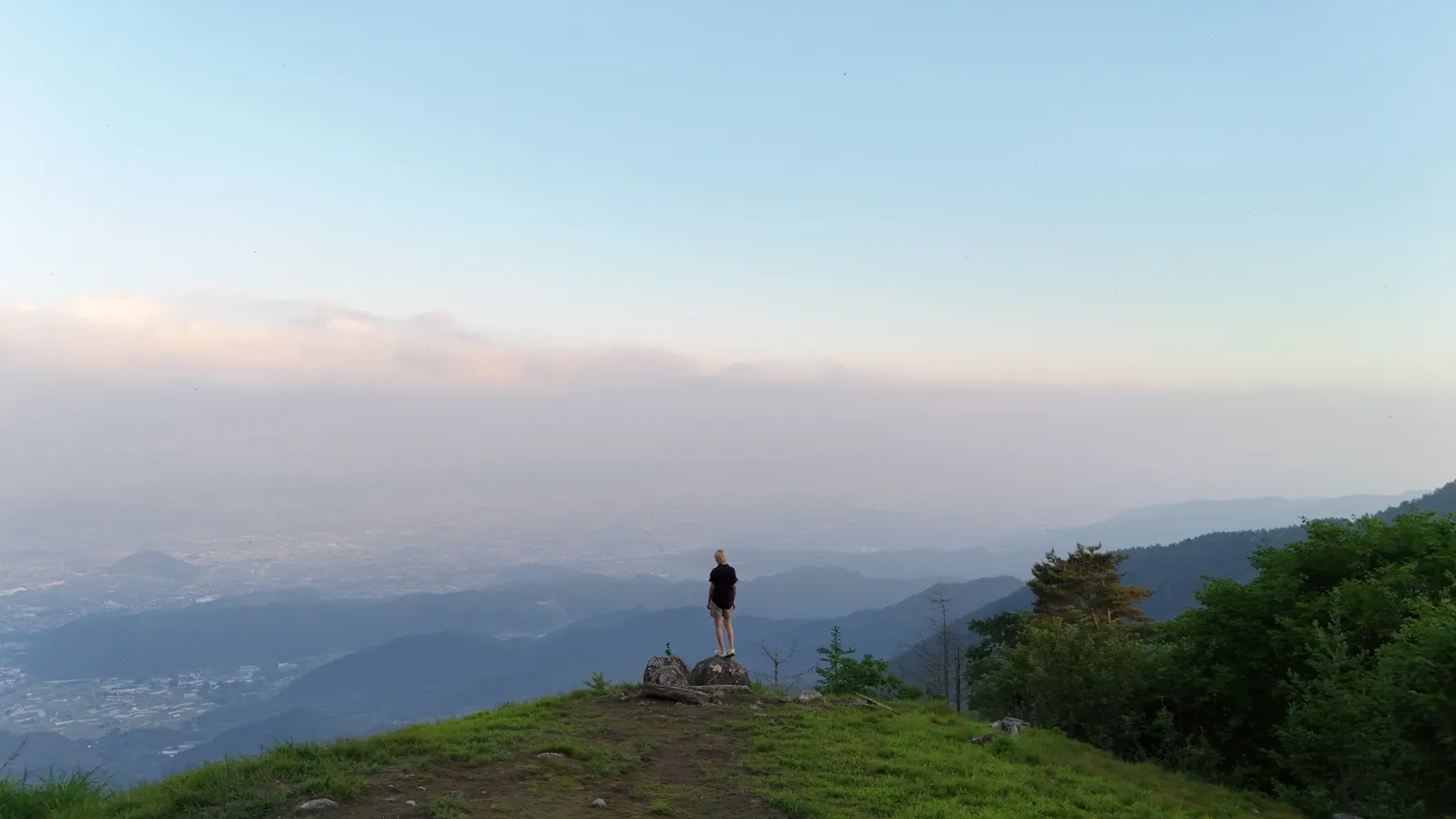 片道1時間で富士山の絶景！山梨「小楢山」日帰り登山