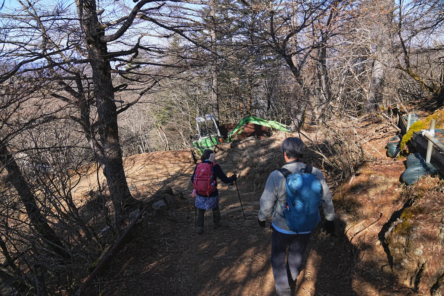 巨大な富士山を見に、山梨県 三ツ峠山へ