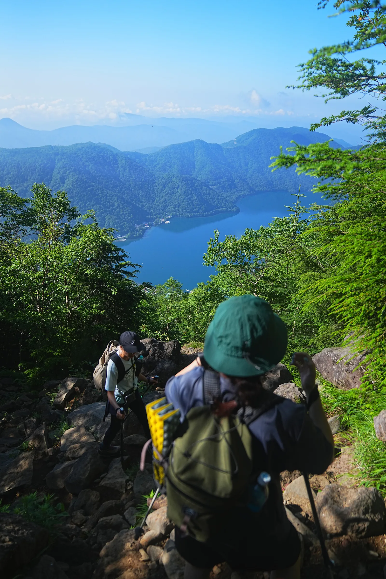 夏休みに登ろう！日光の百名山・男体山！