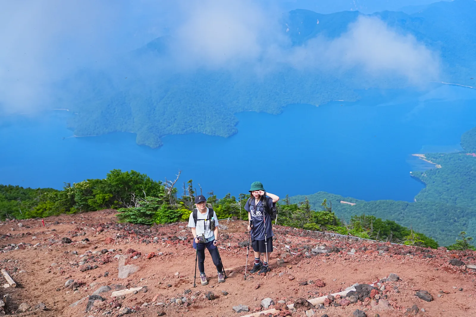 夏休みに登ろう！日光の百名山・男体山！