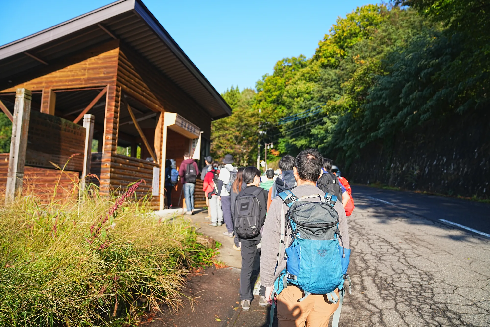紅葉全開！草紅葉の尾瀬・尾瀬ヶ原を日帰りのんびりハイキング