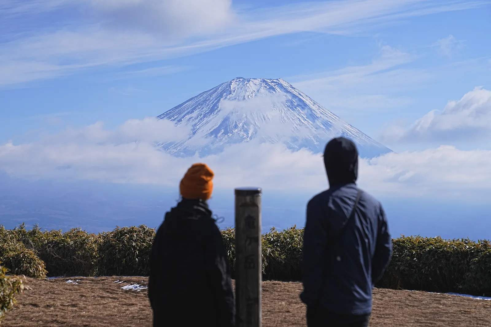 巨大な富士山を見に、山梨・竜ヶ岳へ