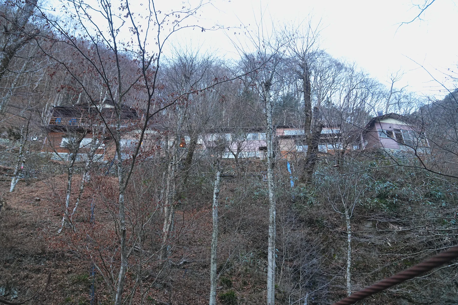 奥多摩の秘湯。三条の湯に泊まる山旅。