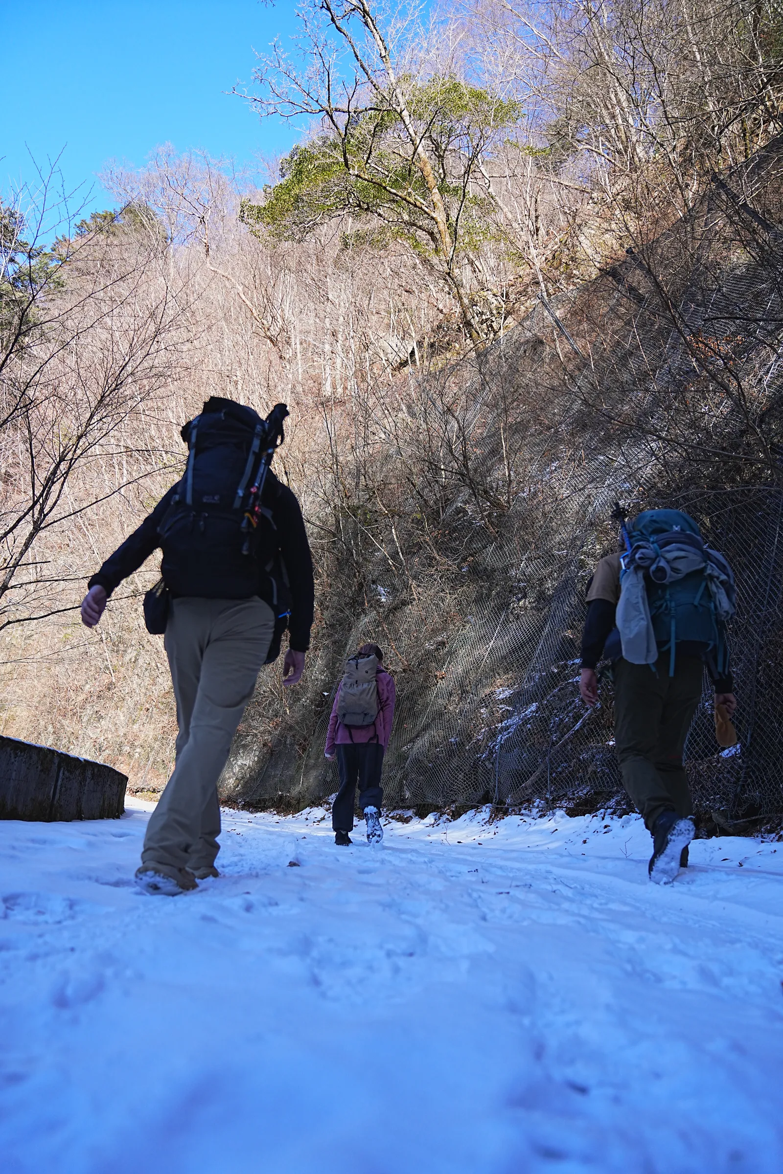 奥多摩の秘湯「三条の湯」へ。温泉の山旅。