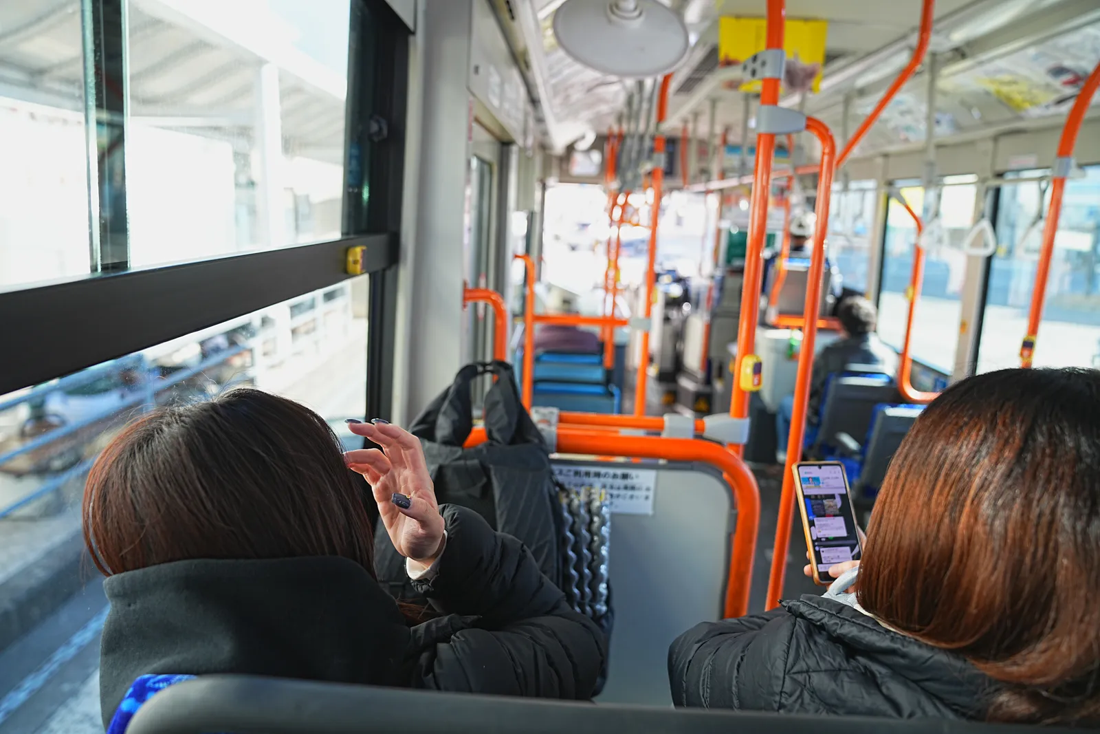 真っ青な海と富士山を眺める葉山・仙元山ハイキング