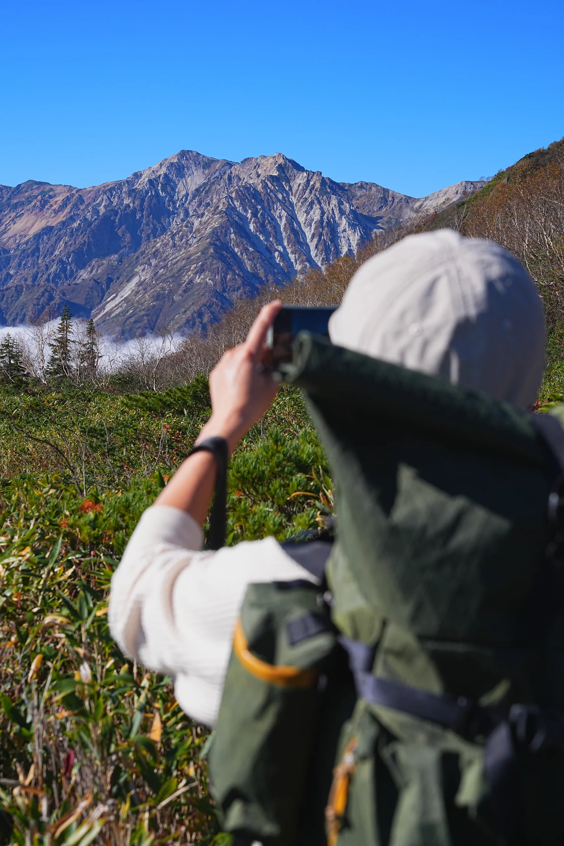 秋の白馬岳 白馬山荘で1泊2日登山