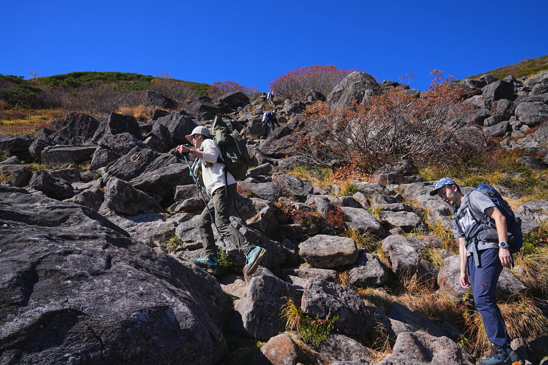 秋の白馬岳 白馬山荘で1泊2日登山