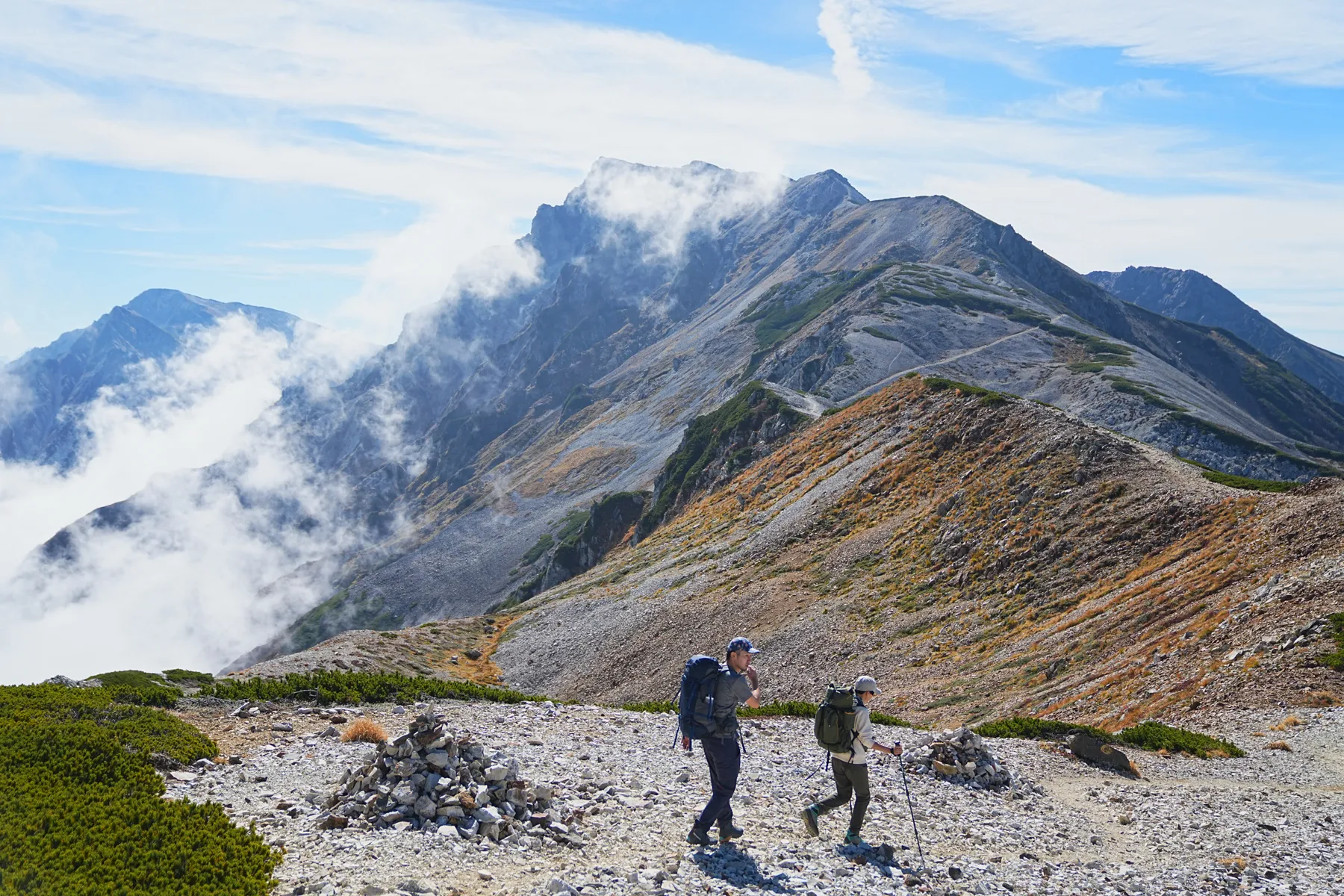 秋の白馬岳 白馬山荘で1泊2日登山