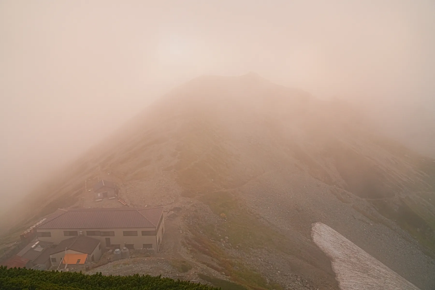 立山・別山｜剱御前小舎に泊まって劒岳を望む！