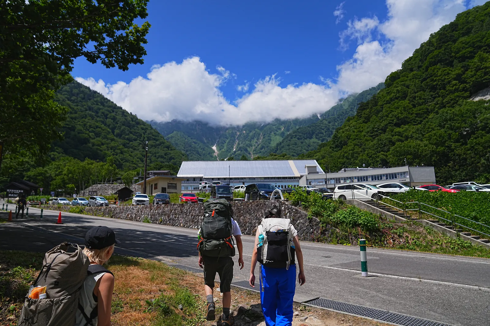 天空の楽園、立山・室堂。天狗平山荘から奥大日岳へ絶景登山。