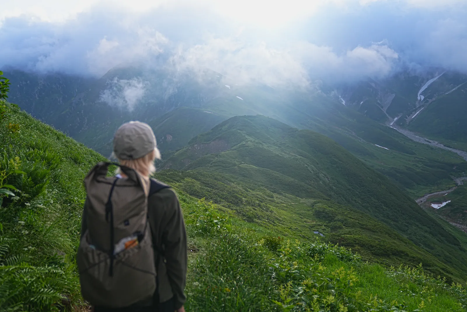 天空の楽園、立山・室堂。天狗平山荘から奥大日岳へ絶景登山。