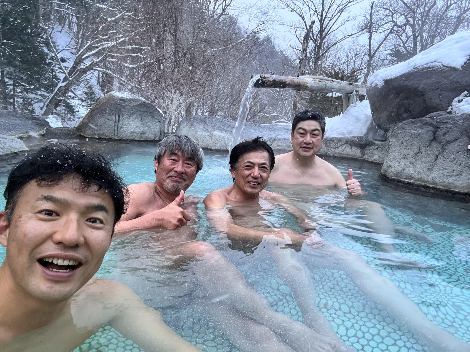 奥鬼怒の秘湯を求めて、手白澤温泉へ雪上ハイキング