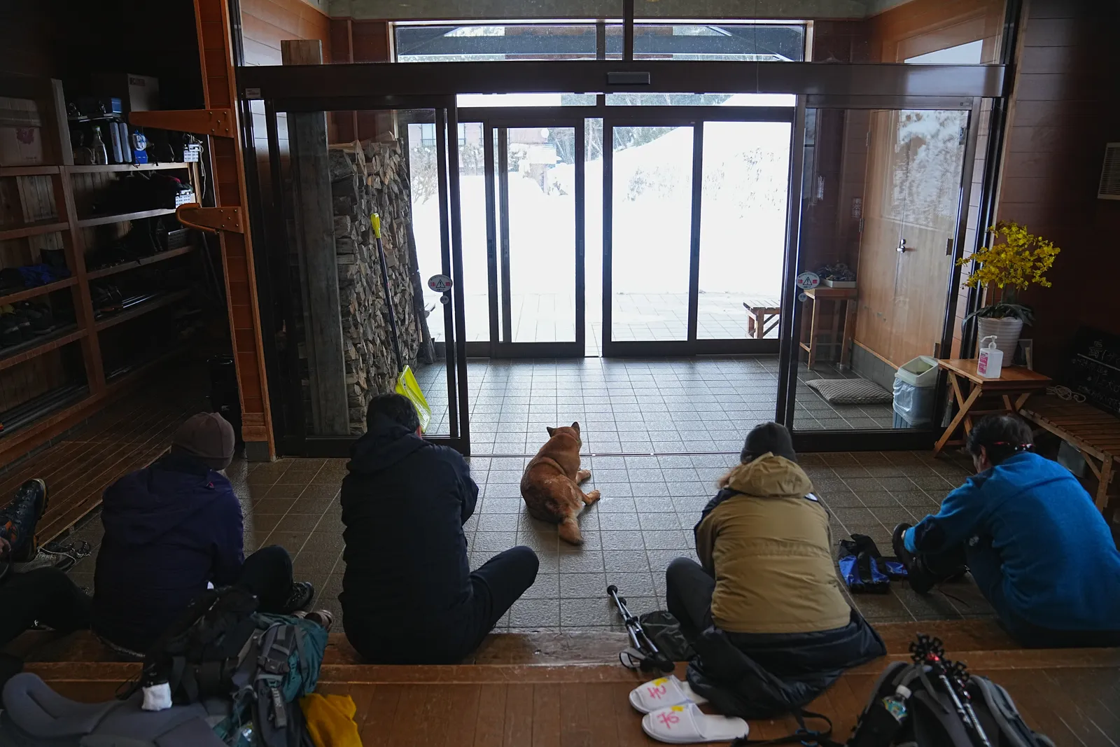 奥鬼怒の秘湯を求めて、手白澤温泉へ雪上ハイキング