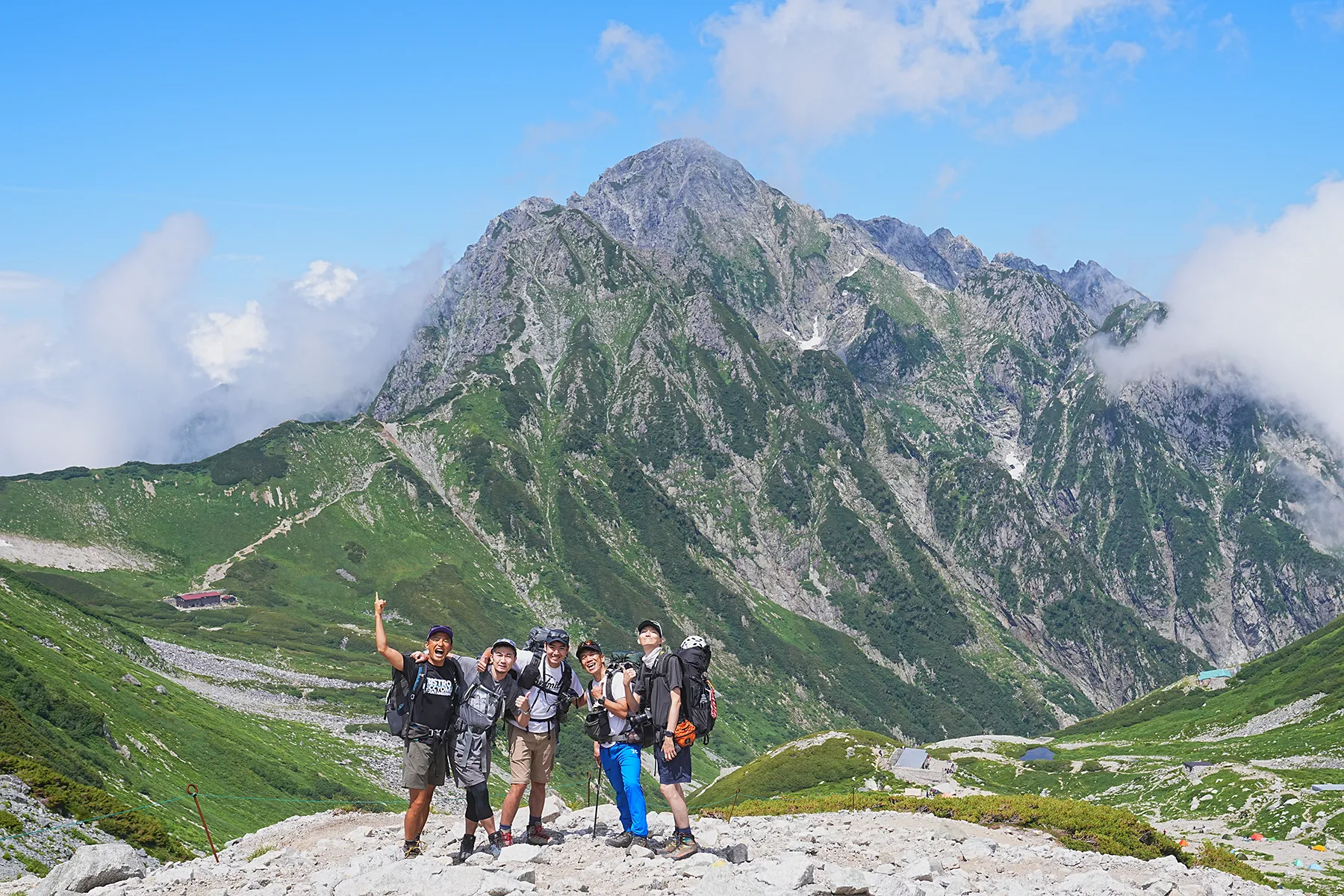 北アルプスの主峰 劒岳。劔沢キャンプ場泊1泊2日