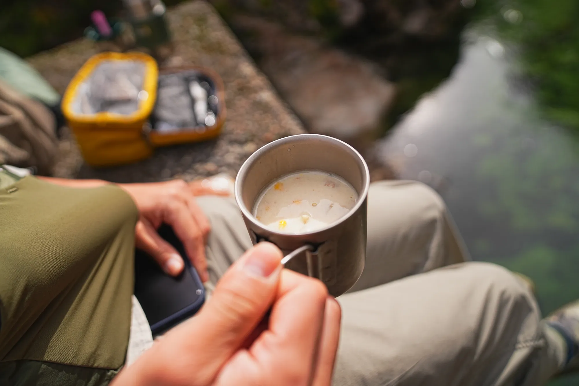 紅葉がピーク！裏巻機渓谷で紅葉ハイキング！